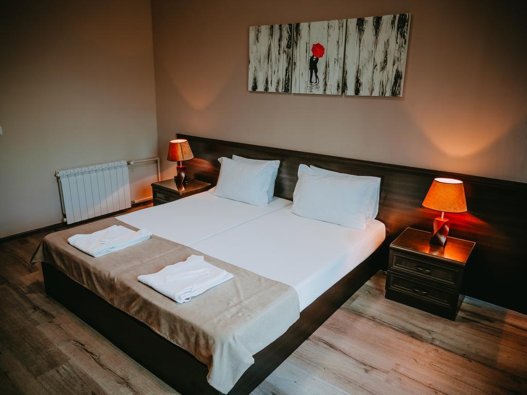 Tskaltubo Hotel Prometheus מראה חיצוני תמונה